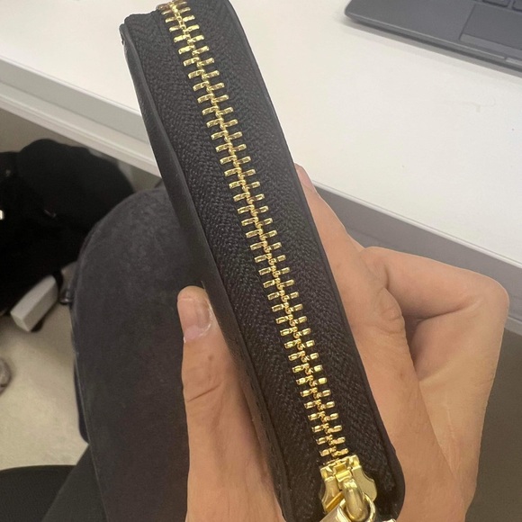 New Black Tory Burch Wallet - Picture 9 of 9